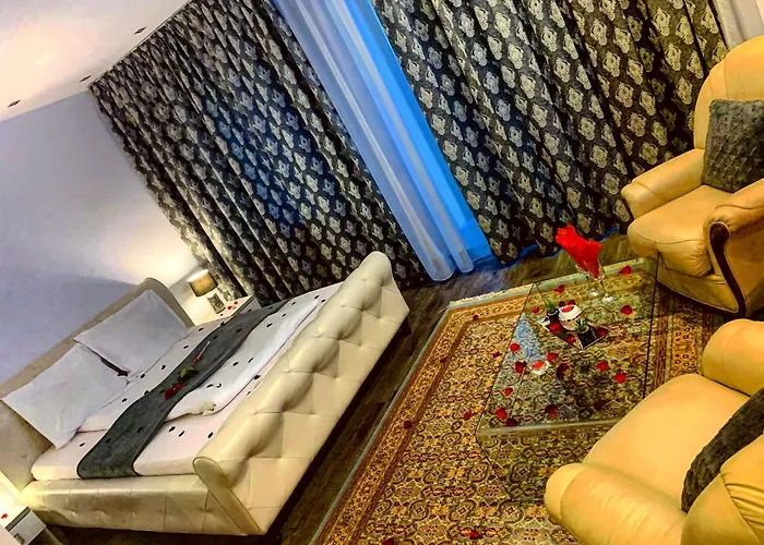 Apartment Seasonsbv26